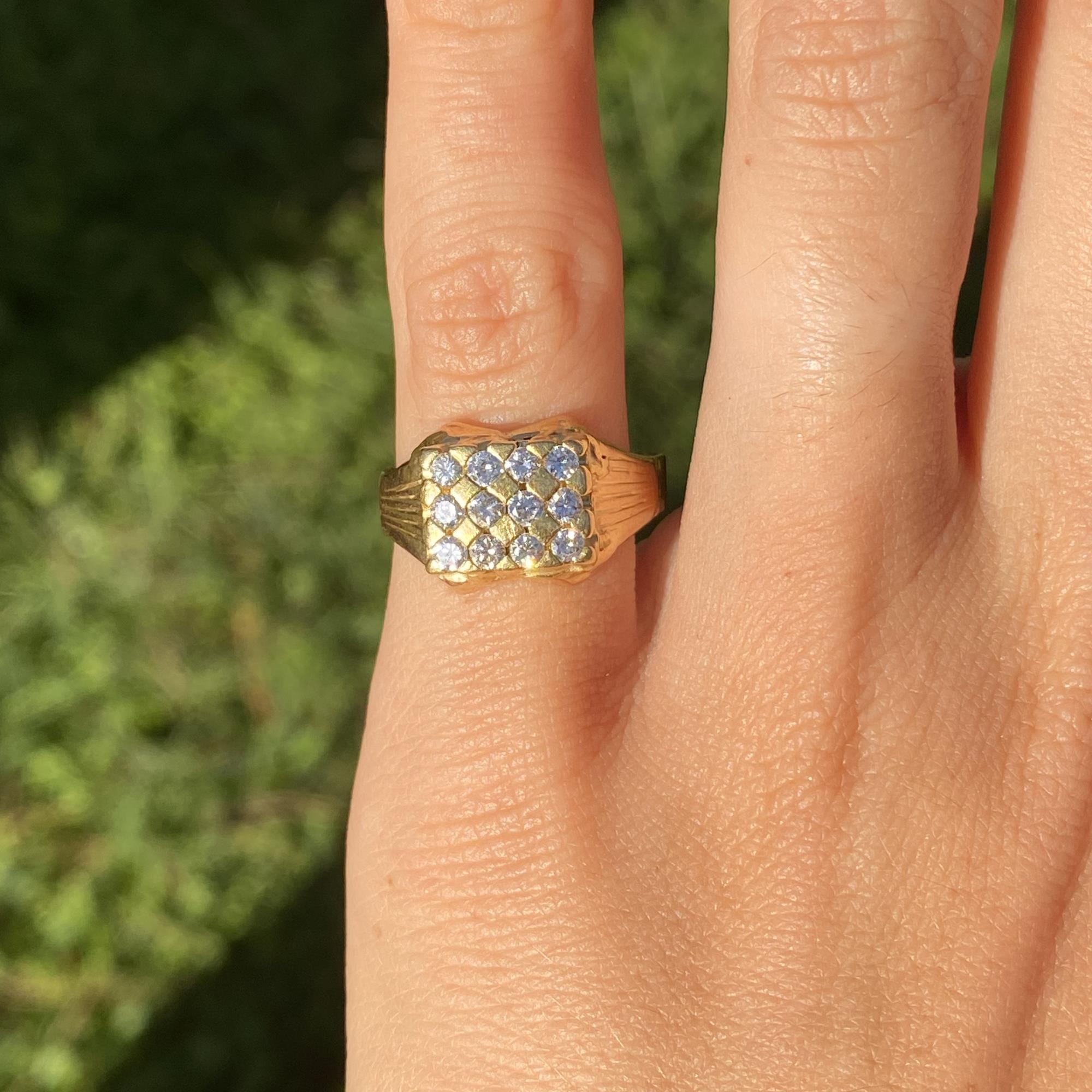 Chevalier vintage in oro 18kt scacchiera con diamanti ct 0,65 ca.