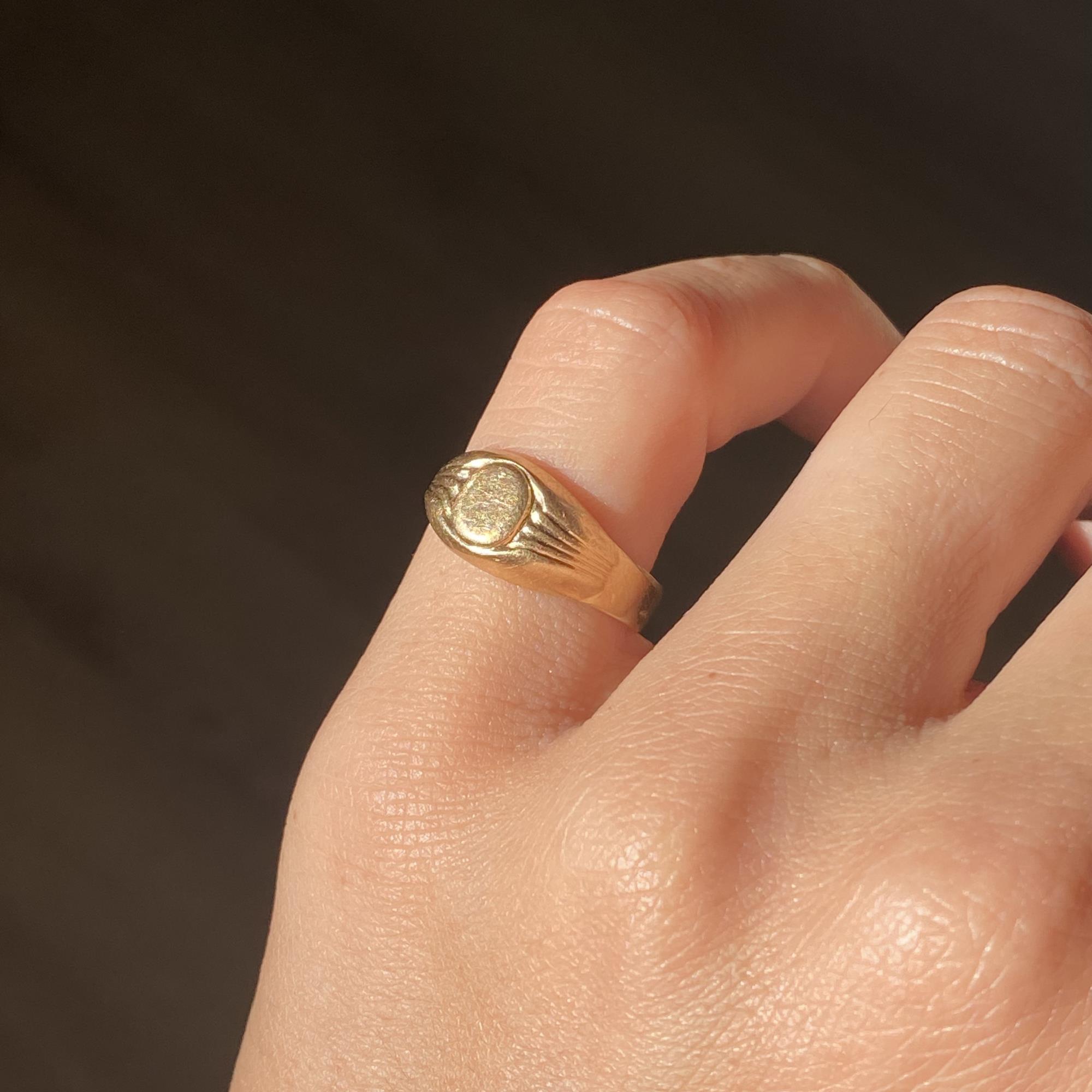 Anello vintage chevalier in oro 18kt