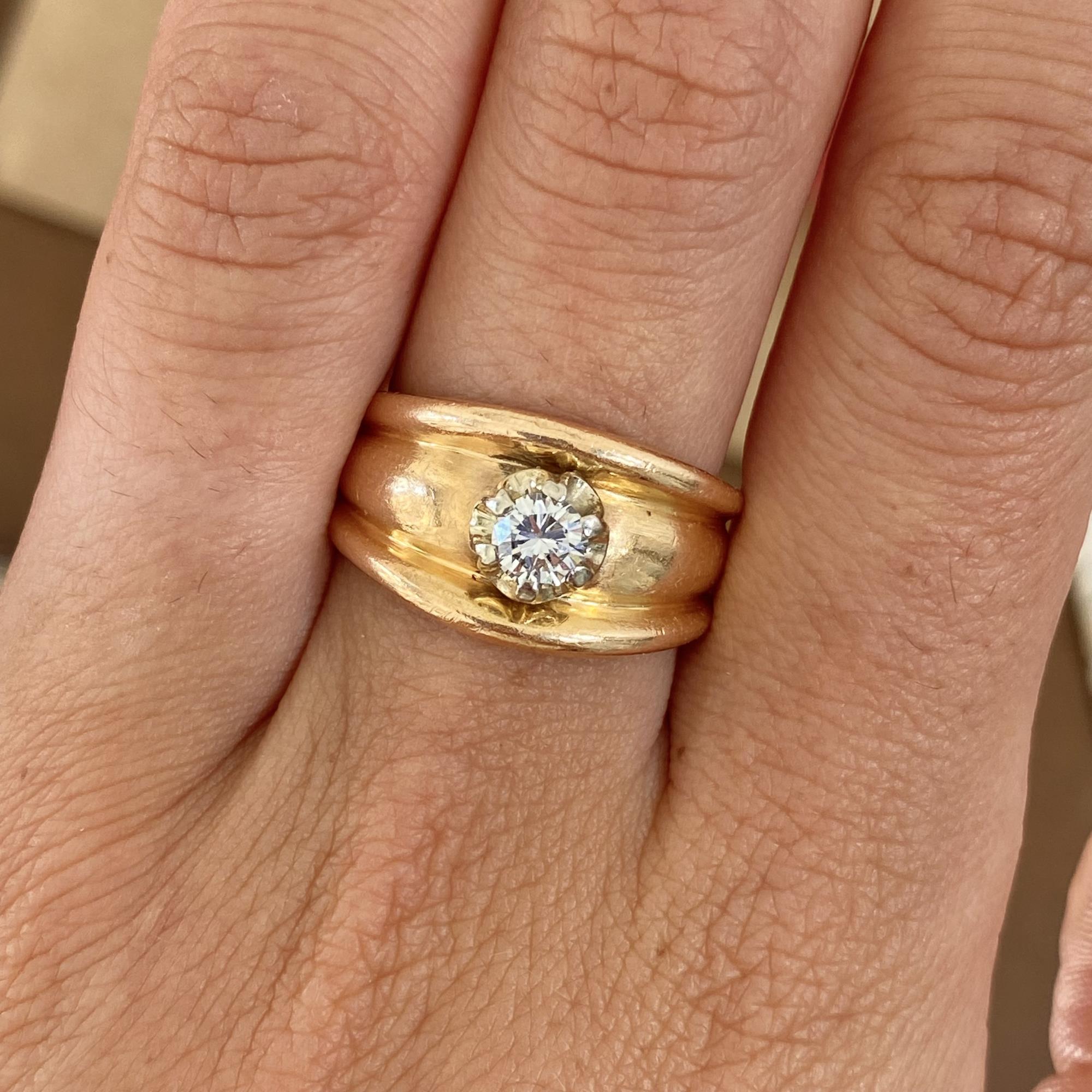 Anello vintage fascia in oro 18kt con diamante solitario ct 0,30 ca.