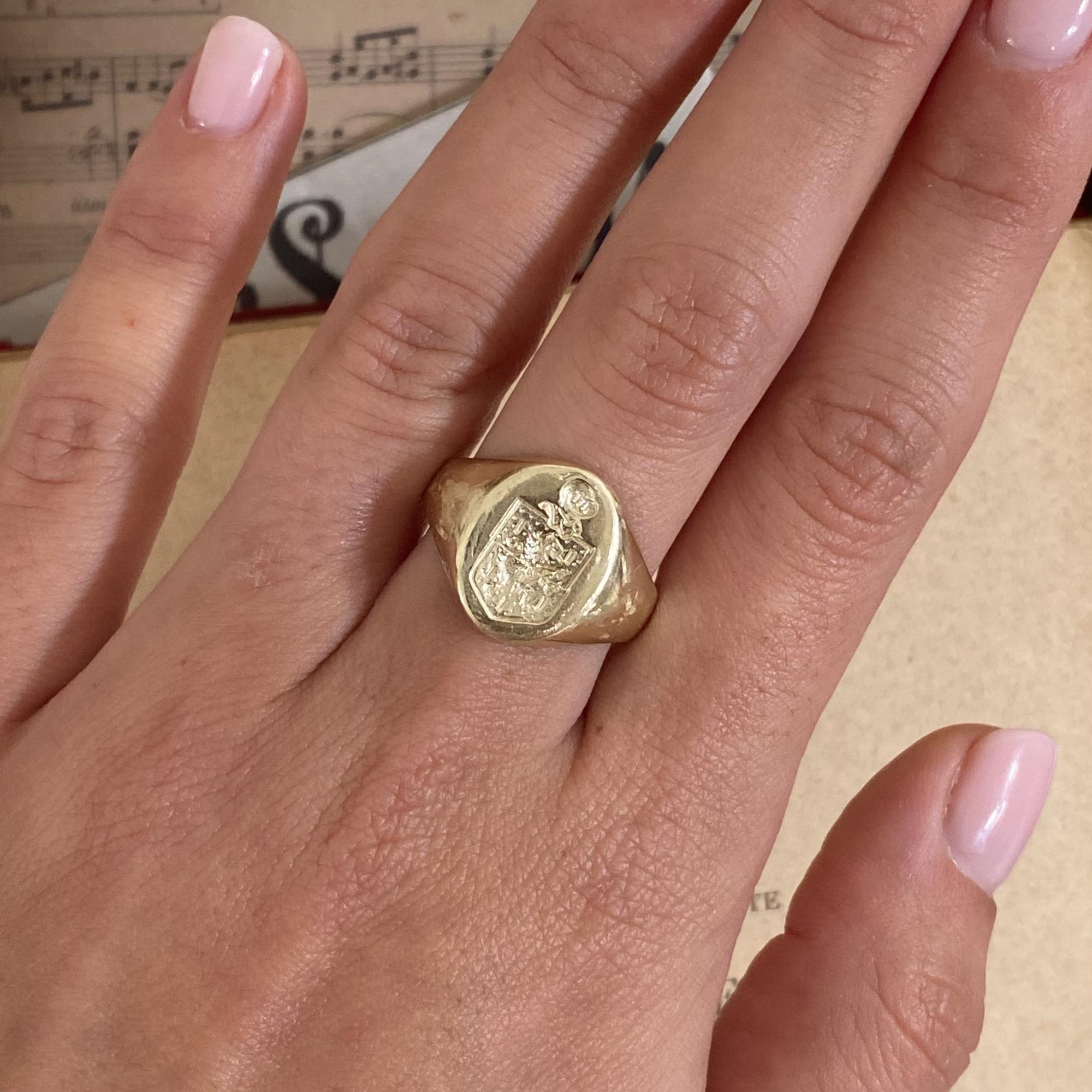Affari d Oro Italia sas Anello vintage sigillo anni 60 ca