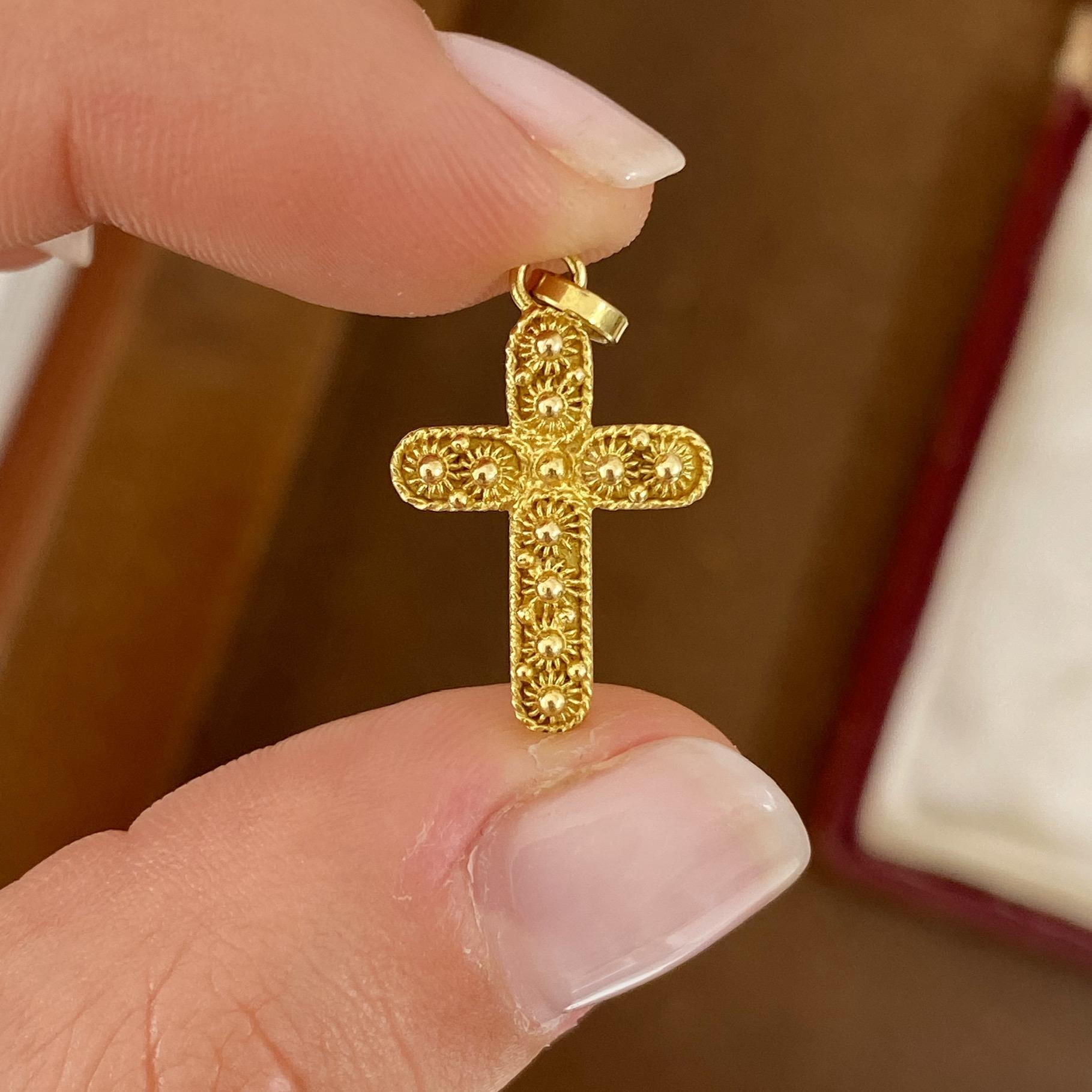 Ciondolo vintage croce in oro 18kt