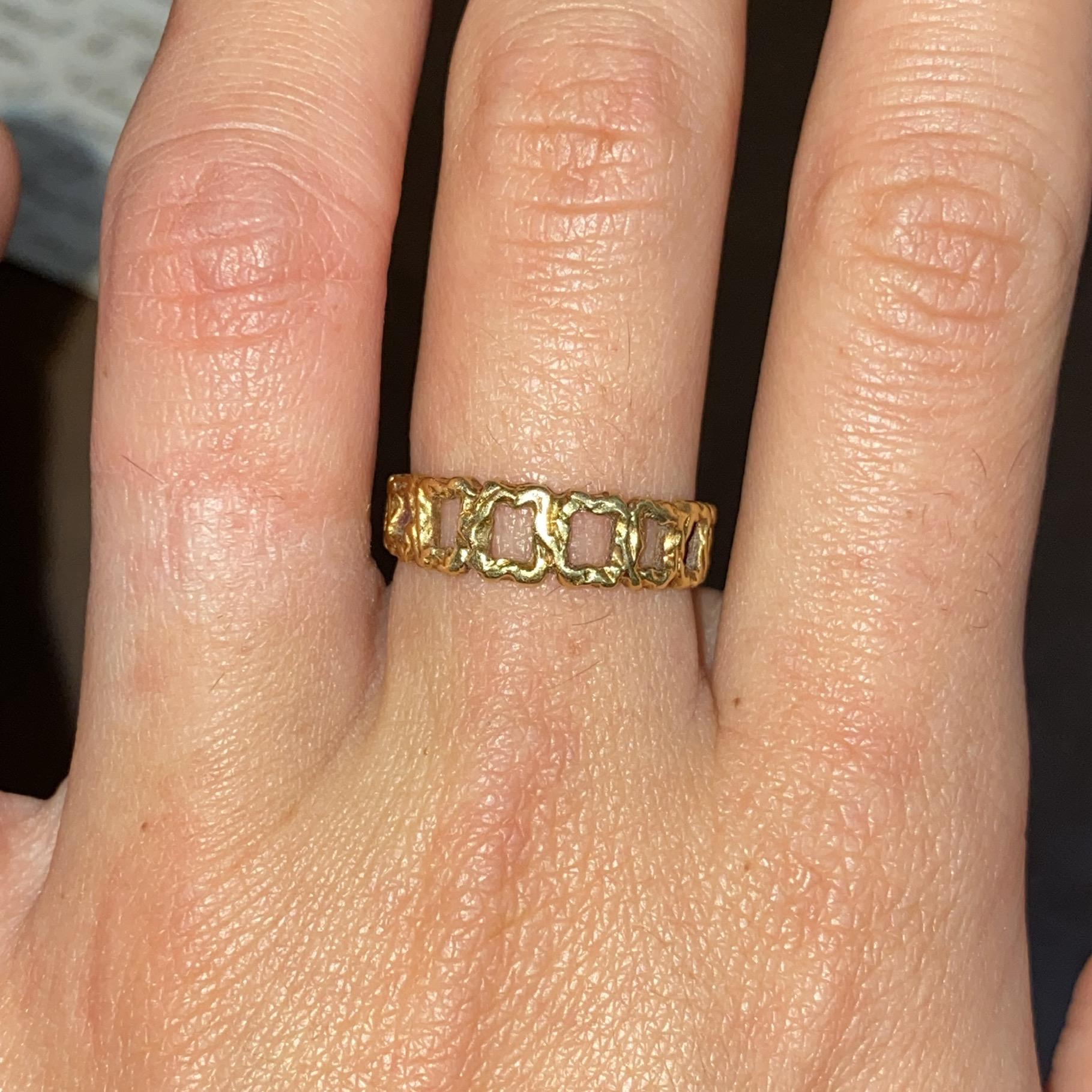 Fascia vintage in oro 18kt lavorazione a corteccia