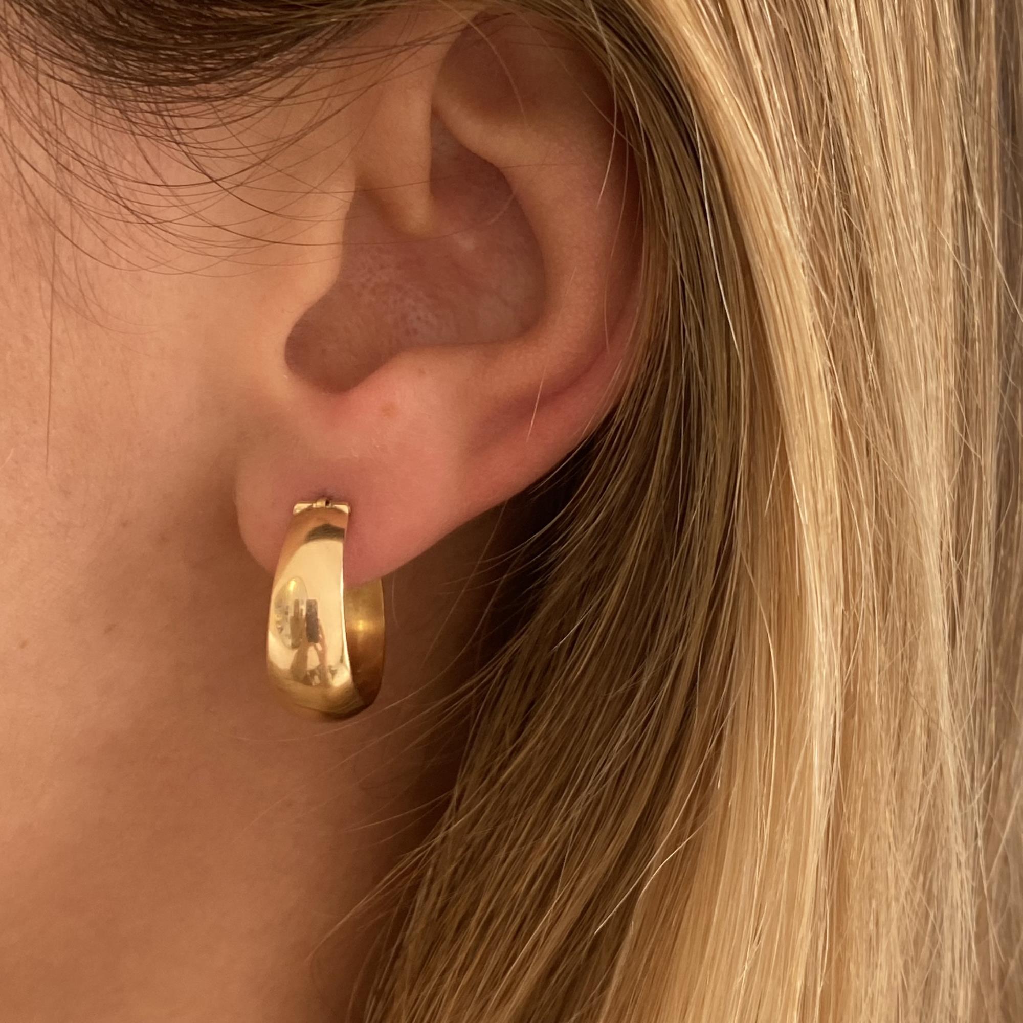Orecchini vintage campanelle lucide in oro 18kt