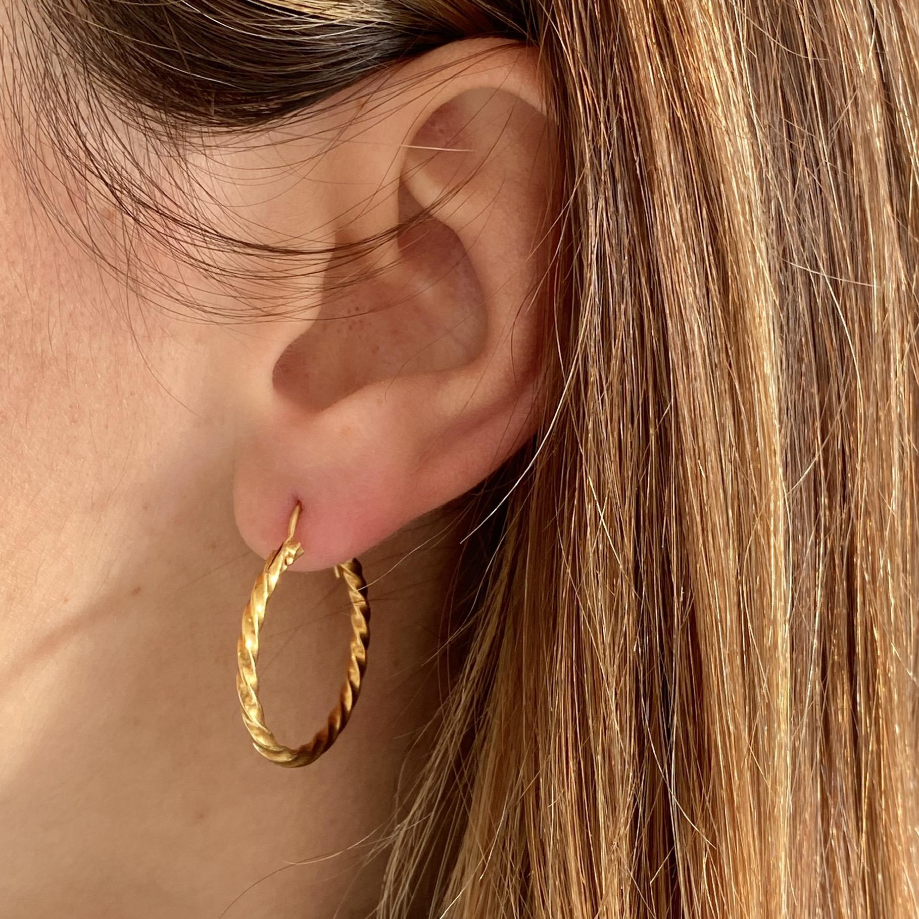 Orecchini vintage cerchio torchon in oro 18kt