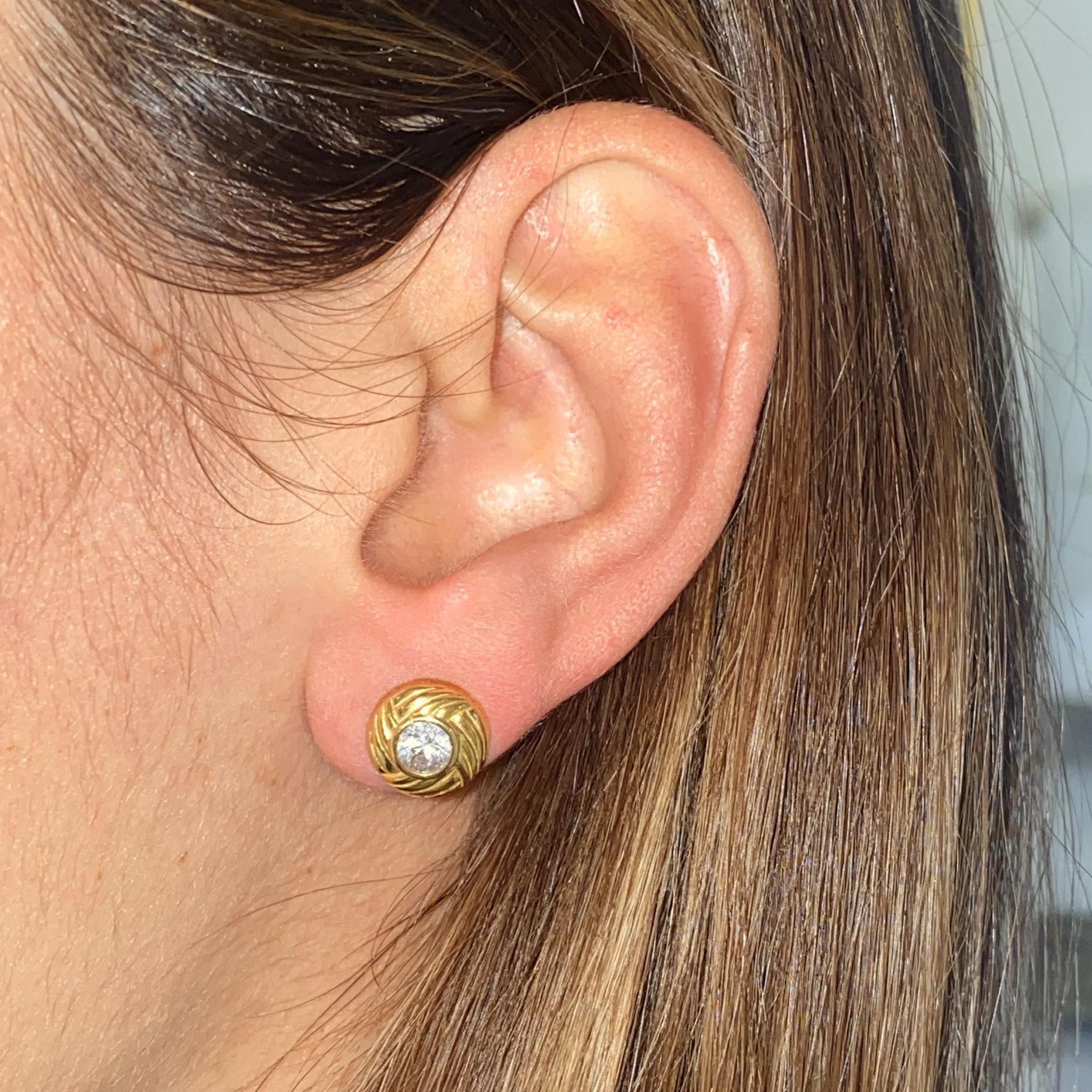 Orecchini vintage in oro 18kt cipollina con zirconi