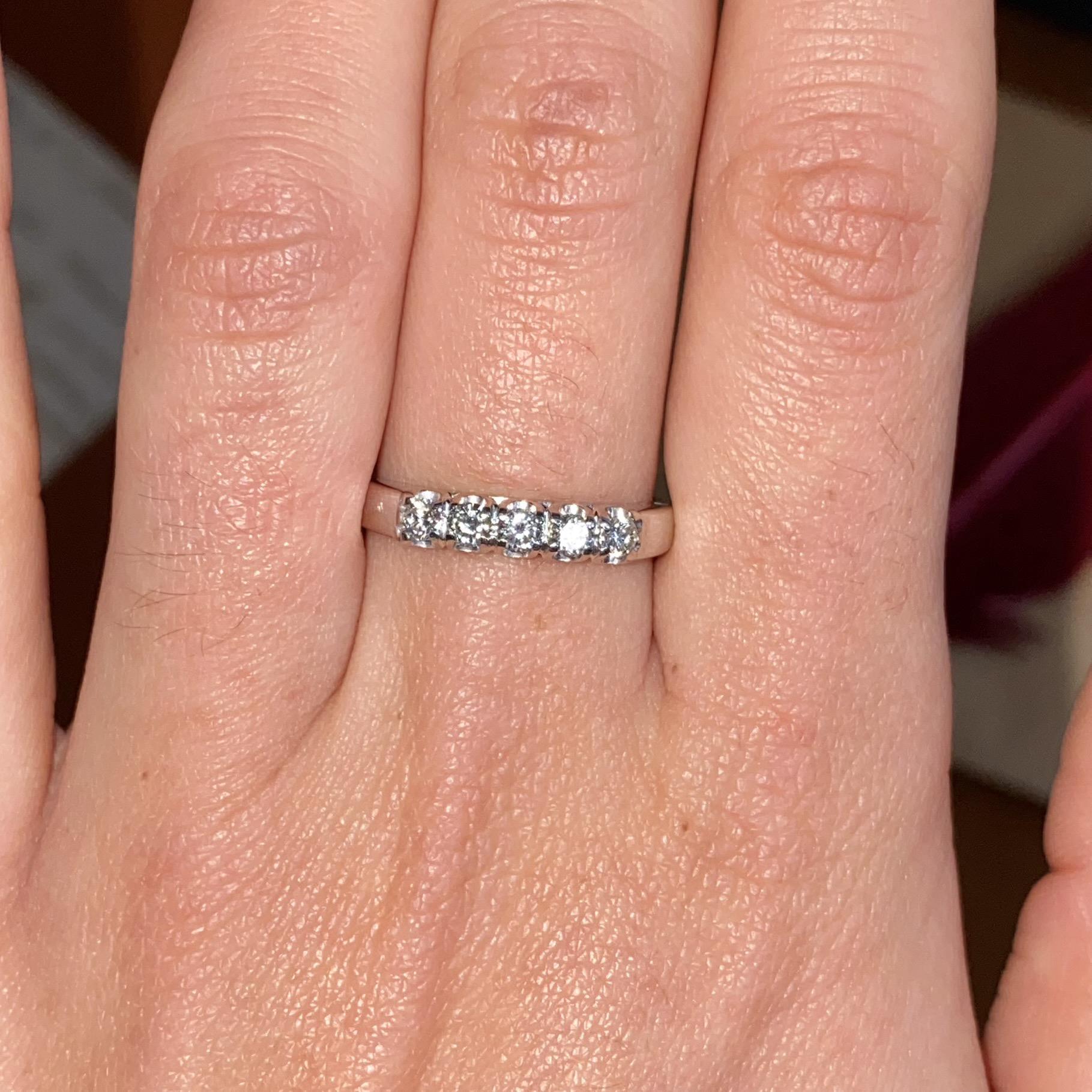 Rivière vintage in oro 18kt con 5 diamanti di taglio brillante ct 0,30 ca.