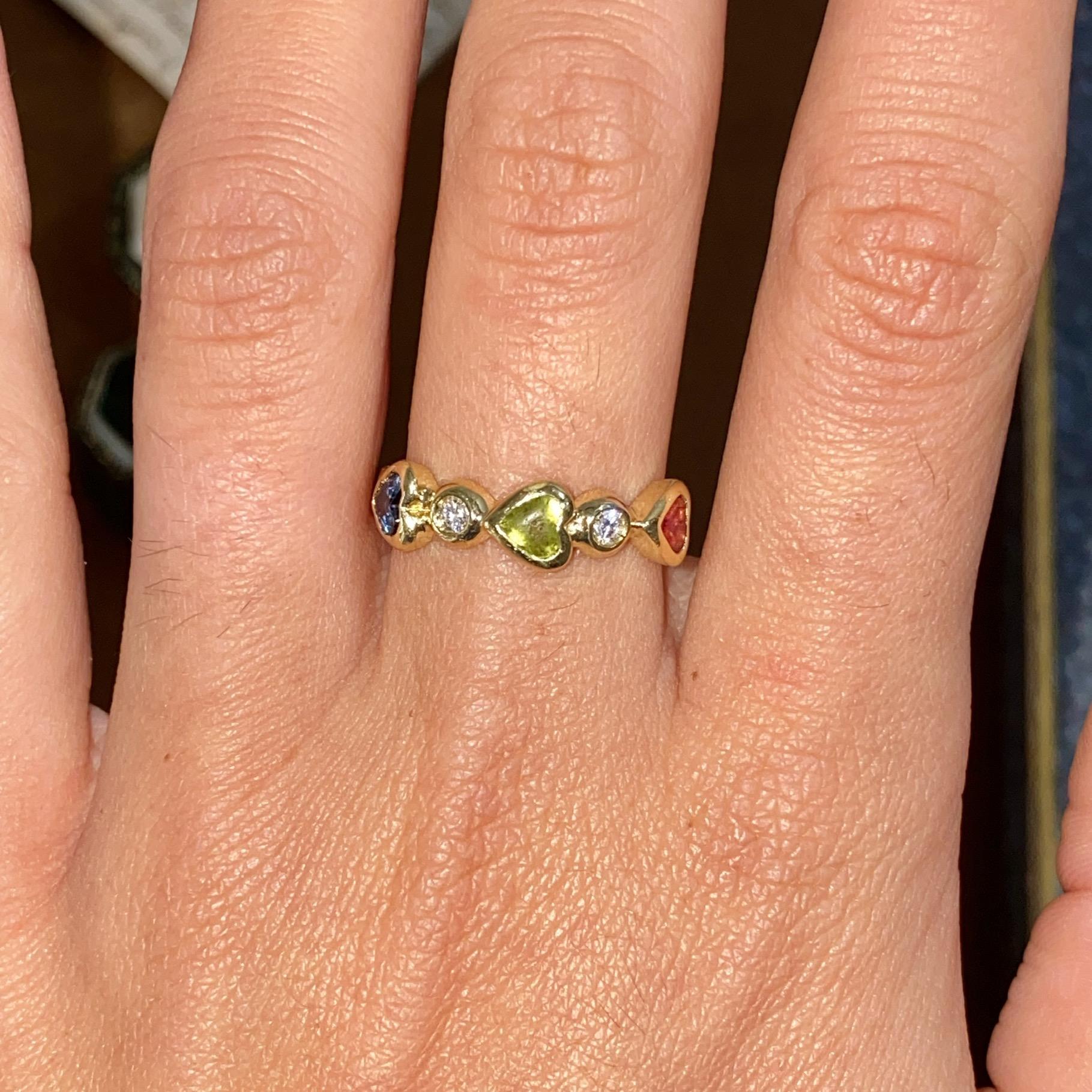 Veretta vintage in oro 18kt con zaffiro, peridoto, tormalina e diamanti